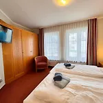 2 02 Inselstrand *