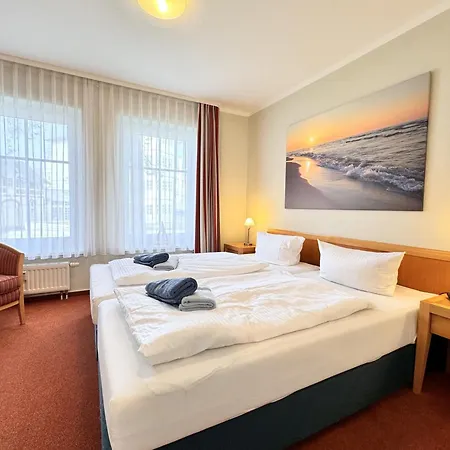 2 02 Inselstrand Heringsdorf (Usedom)